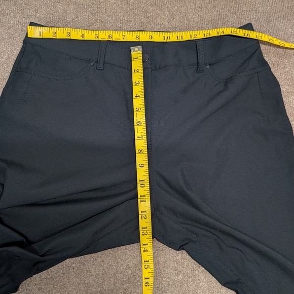 Lululemon City Sleek 5 Pocket Wide-Leg High Rise 7/8 Length Pant Women's Size 32 - Picture 9 of 10